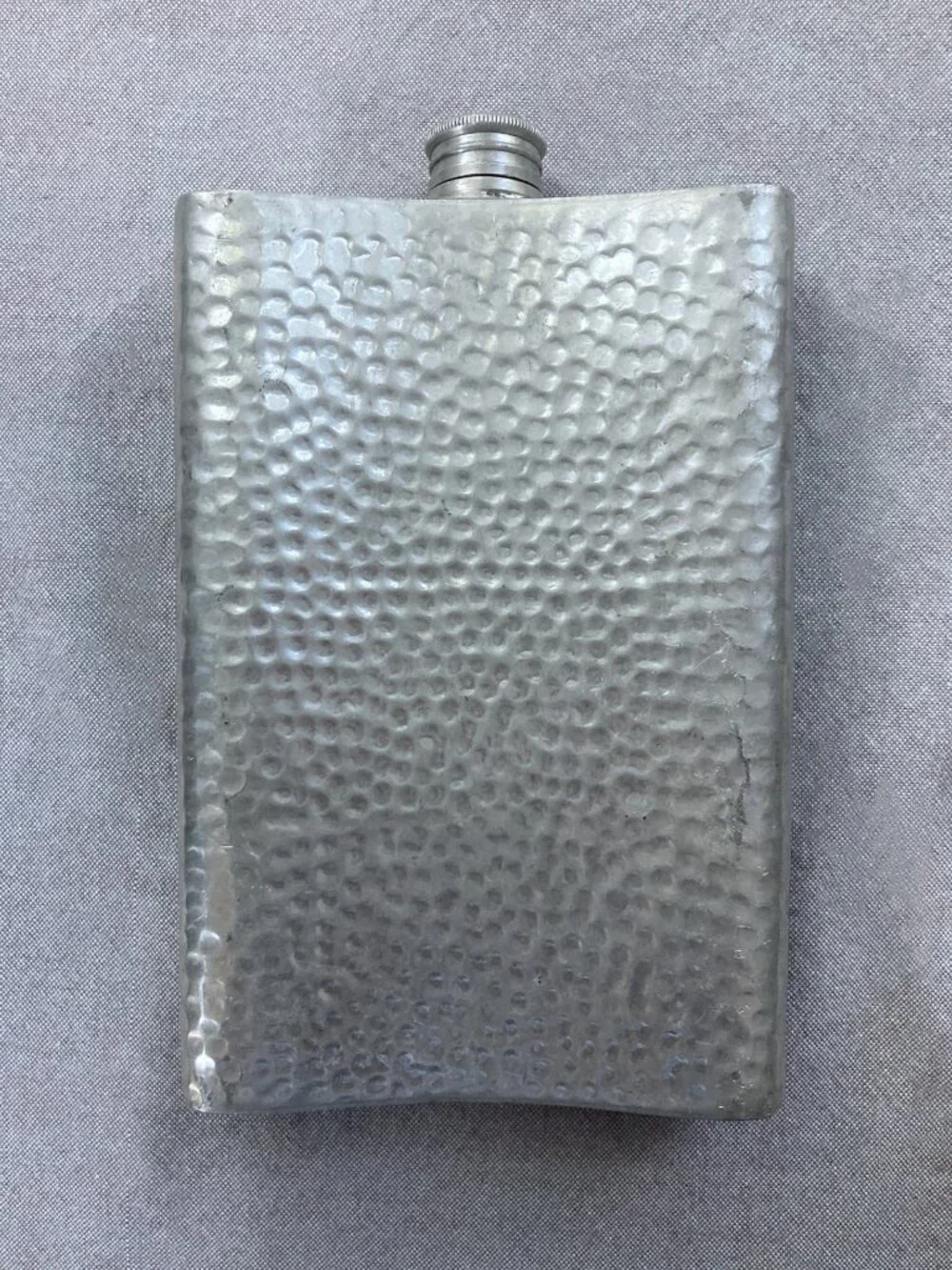 Sheffield England Pewter, 10 oz Hammered Hip Flask, Screw Cap, 6
